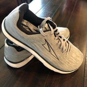 Altra Escalante Running Shoes 9.5